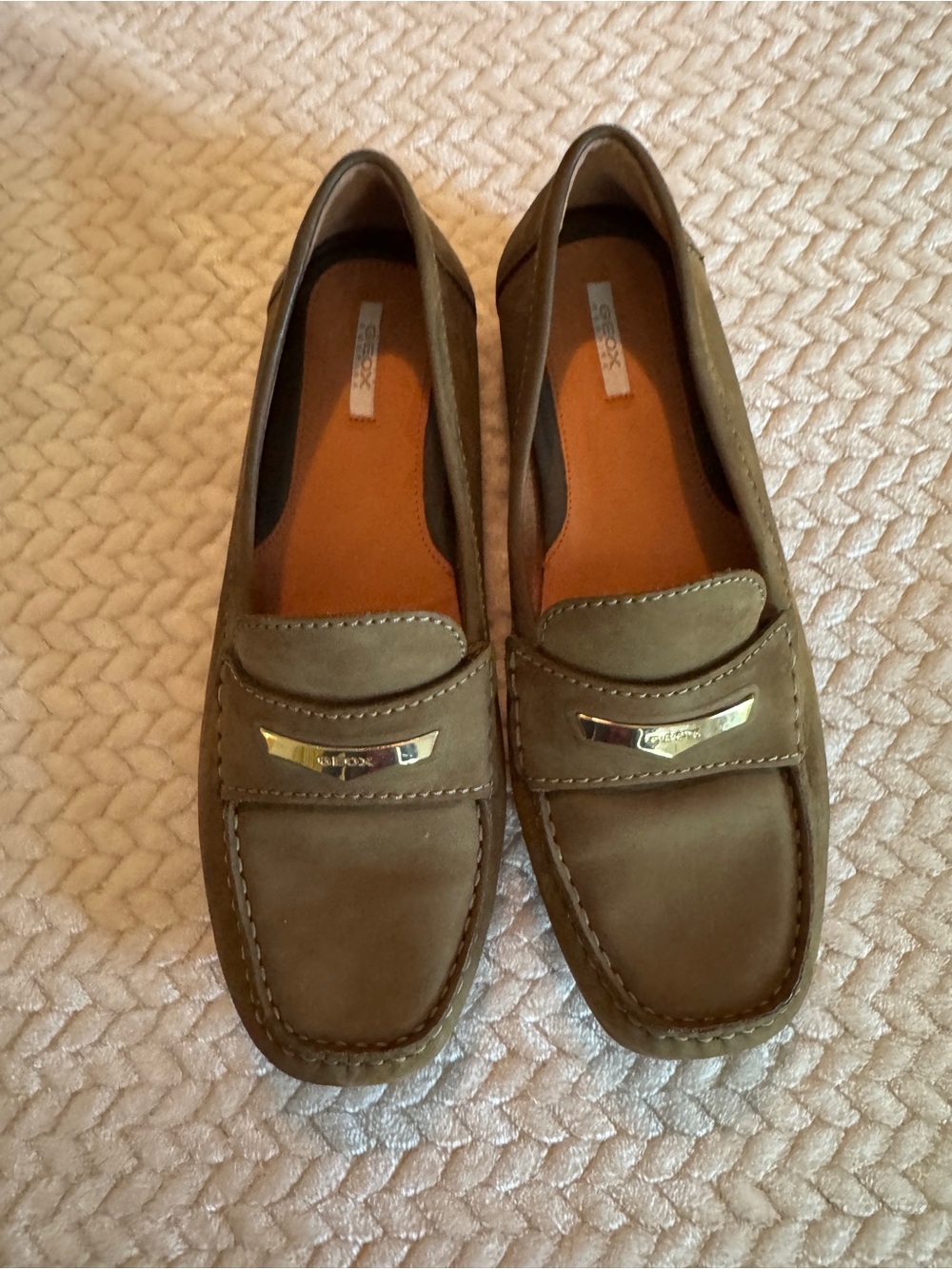 Geox Olive Green Suede Loafers with Gold Accent Size 40‎